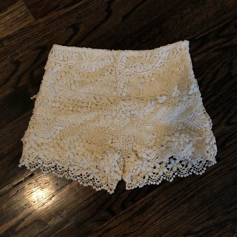 KIMICHI BLUE LACE SHORTS